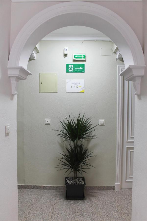 Hotel Restaurante Via Sevilla - Cadiz By Ma 22 Puntos El Cuervo  Exteriör bild