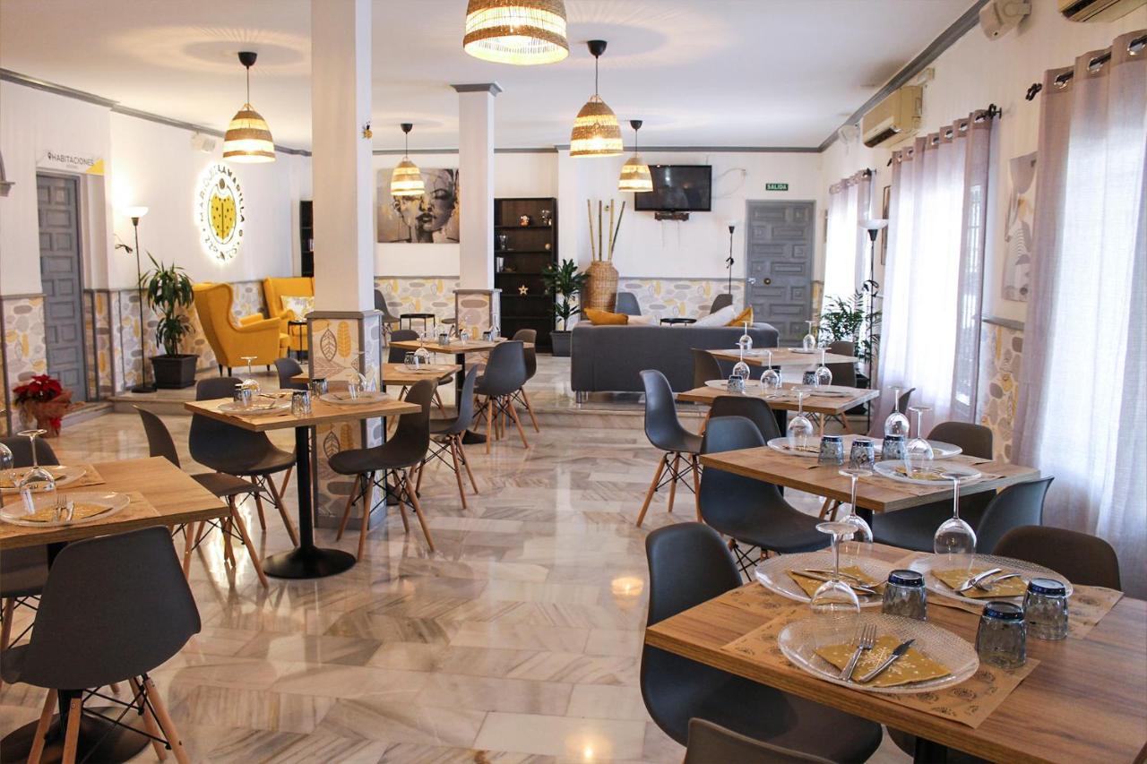 Hotel Restaurante Via Sevilla - Cadiz By Ma 22 Puntos El Cuervo  Exteriör bild