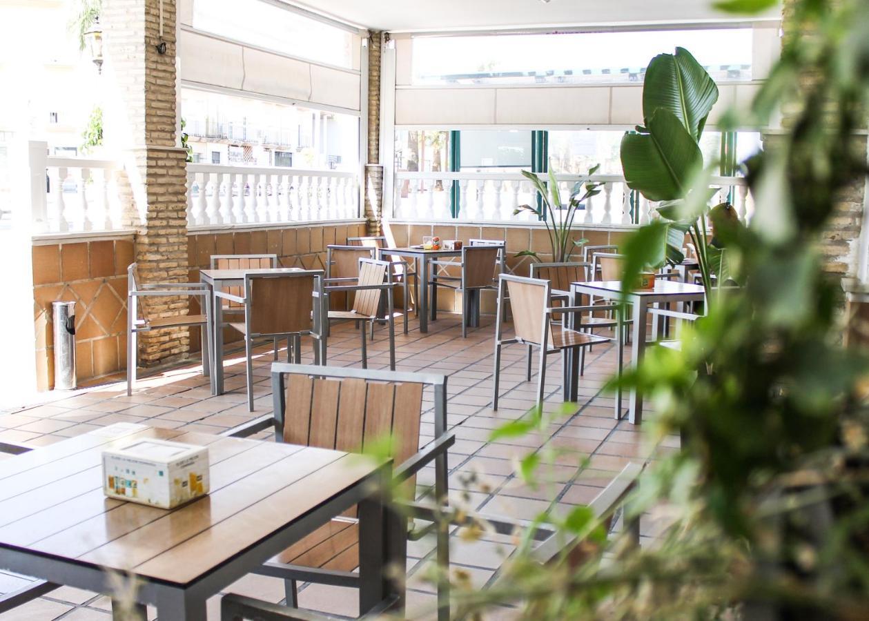 Hotel Restaurante Via Sevilla - Cadiz By Ma 22 Puntos El Cuervo  Exteriör bild